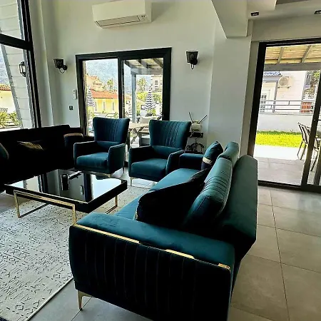 Turuncta Ozel Havuzlu Luks Marin 2 Marmaris