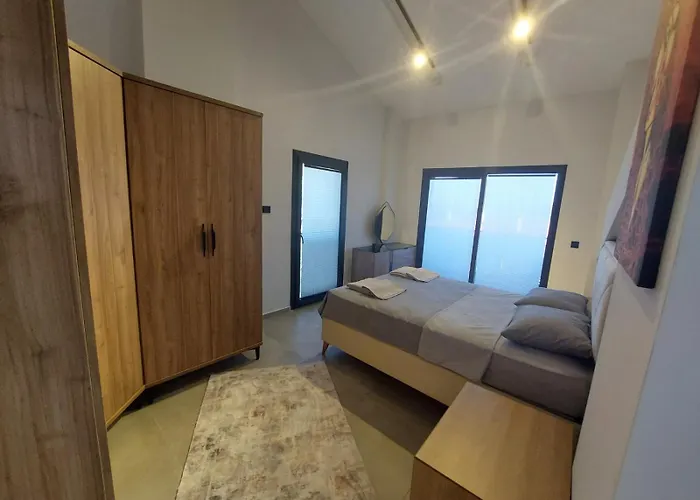 Turuncta Ozel Havuzlu Luks Marın 2 Marmaris