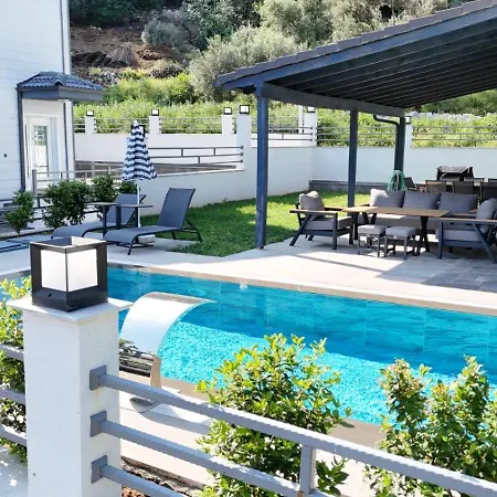 Villa Turuncta Ozel Havuzlu Luks Villa Marin 2