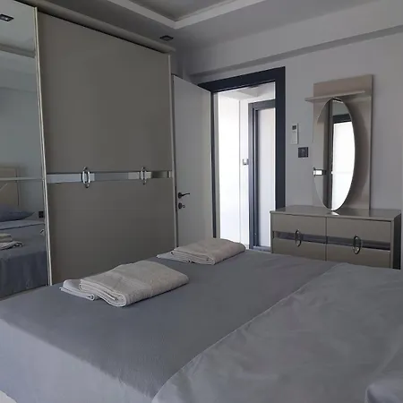 Turuncta Ozel Havuzlu Luks Villa Marin 2