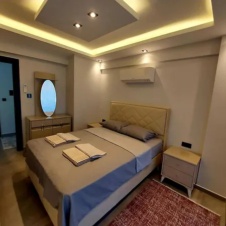 Turuncta Ozel Havuzlu Luks Marin 2 Marmaris