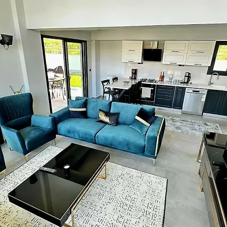 Turuncta Ozel Havuzlu Luks Marin 2 * マルマリス