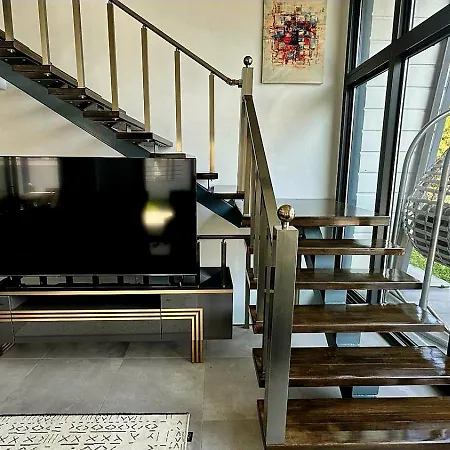 Turuncta Ozel Havuzlu Luks Marin 2 * マルマリス