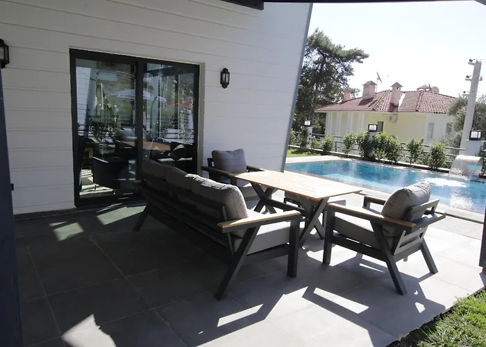 Villa Turuncta Ozel Havuzlu Luks Marin 2