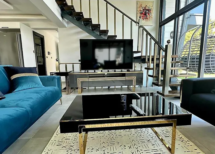 Turuncta Ozel Havuzlu Luks Marin 2 Marmaris