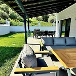 Villa Turuncta Ozel Havuzlu Luks Marin 2 *