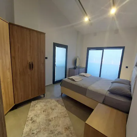 Willa Turuncta Ozel Havuzlu Luks Villa Marin 2 *